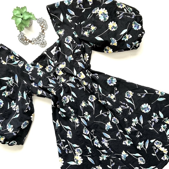 Nicholas Lydia Dress Black Floral Puff Sleeve Mini Pockets Buttons Size 8 - Picture 1 of 16